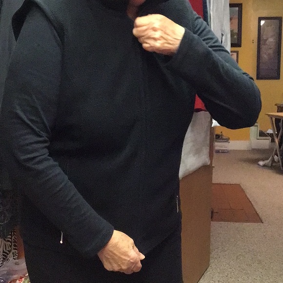 KAREN SCOTT women’s zipper front vest, pockets inside and outside sz PXL.… - Picture 1 of 5